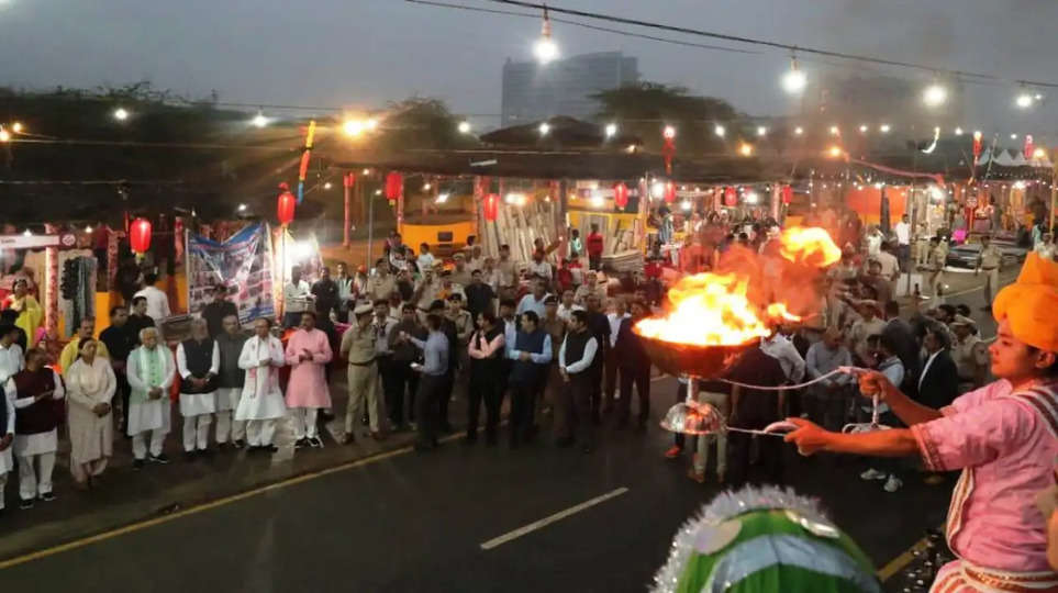 Haryana News: सूरजकुंड में चल रहे  प्रथम दिवाली उत्सव-2023 का समापन समारोह आयोजित, सीएम मनोहर लाल ने प्रदेशवासियों को दी शुभकामनाएं